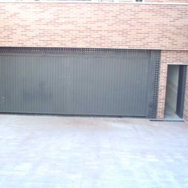 Cerramé puerta batiente 4